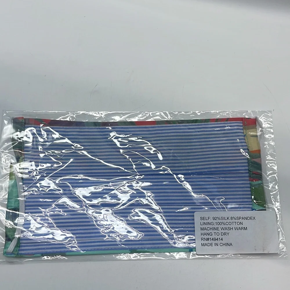 NIB Johnny Was Silk Charmeuse Tropical Print Face Mask - Picture 3 of 6